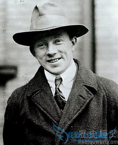 马克思玻恩简介 玻恩的成就与生平轶事 马克思玻恩简介 玻恩的成就与生平轶事