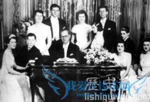 美国第35任总统肯尼迪诞辰 美国第35任总统肯尼迪诞辰(todayonhistory.com)