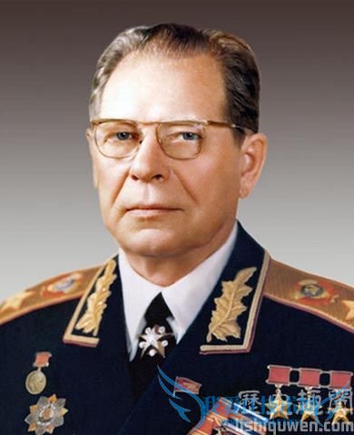 乌斯季诺夫照 乌斯季诺夫照