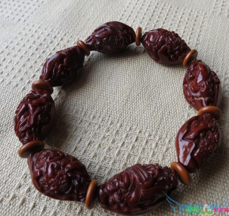 橄榄核手串怎么把玩和保养 橄榄核手串怎么把玩和保养