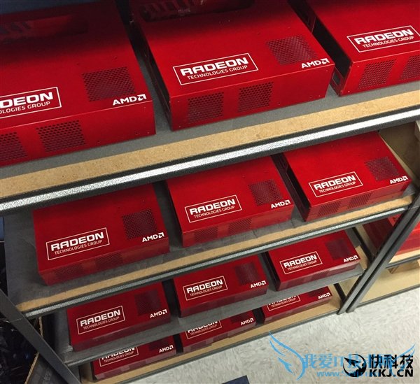 AMD DX12/VR神机再曝光:顶九台Xbox One