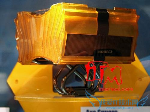 ˶ʽɫ콢ɢAxe Square