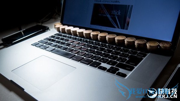 ձԶ󿪣ӲҰMacBook Proɢ