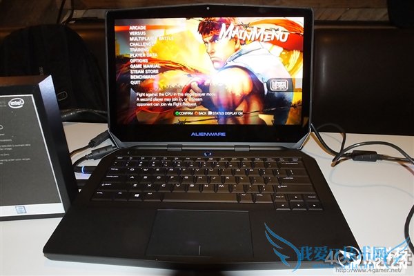 Alienware 13OLEDĻ