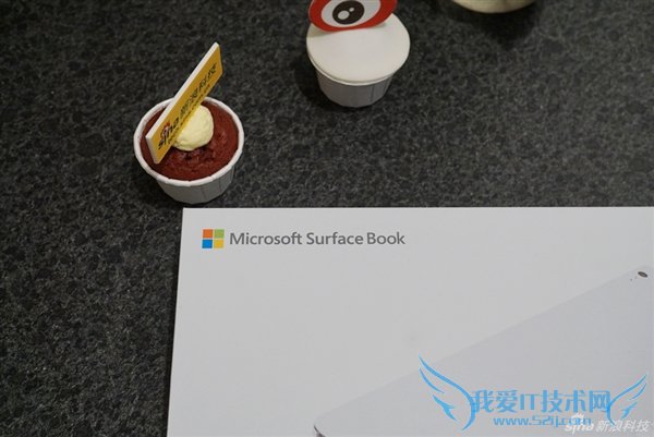 ƸըѣSurface Bookͼͣ걬MBP