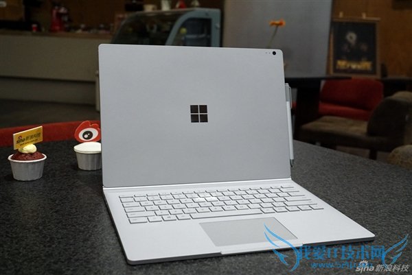 ƸըѣSurface Bookͼͣ걬MBP