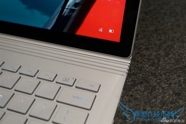 ƸըѣSurface Bookͼͣ걬MBP