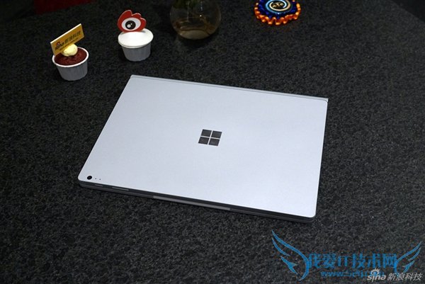 ƸըѣSurface Bookͼͣ걬MBP