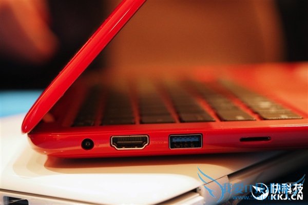 仅1300元 戴尔发超廉价笔记本:竟还带固态盘!