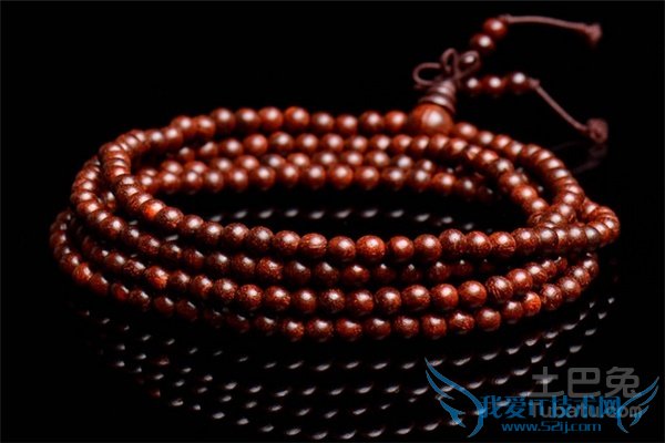 小叶紫檀手链鉴别