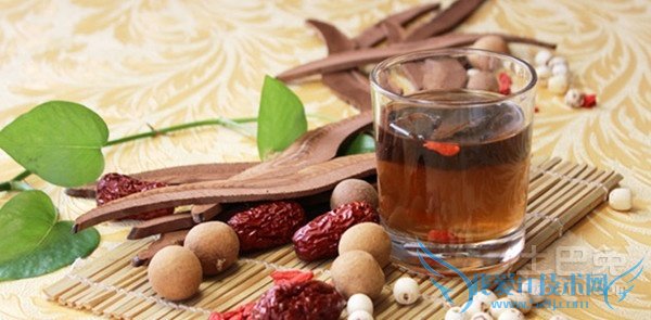 山色峪灵芝图片