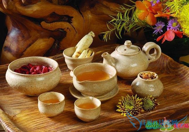 枸杞子泡茶喝可以补肾吗 枸杞子泡茶喝可以补肾吗