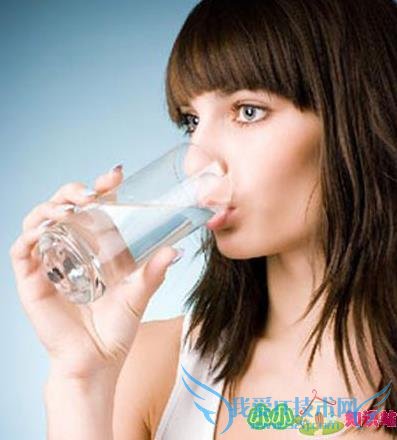 ˭֪Ϊʲô˯ҹǺܿʲ