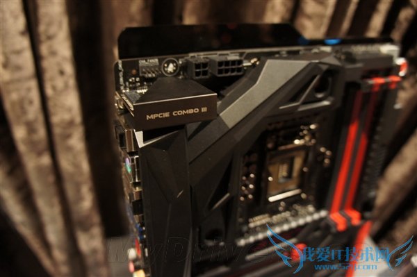 牛B!玩家国度主板三连发:有大有小有AMD