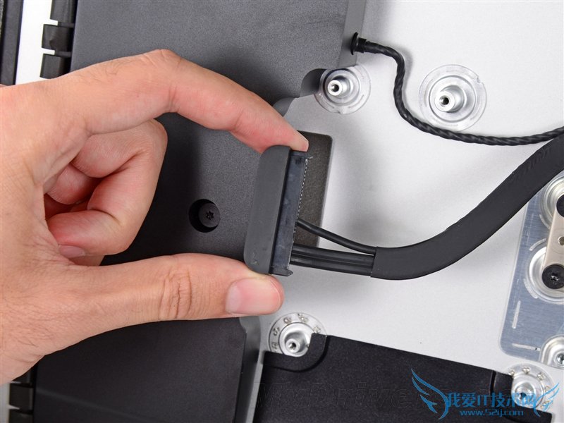 21.5/27寸新iMac完全拆解:维修要你命