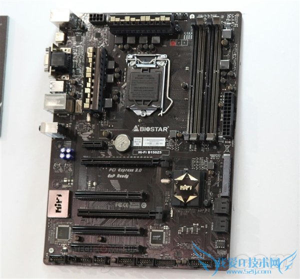 果然!DDR3/DDR4混合主板出现了