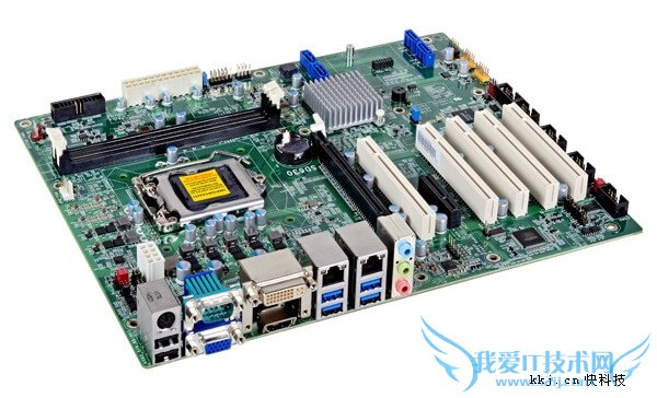 还记得DFI吗?它又出主板了!但很低端