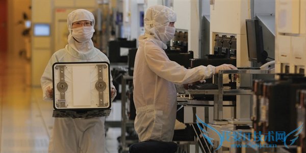 “女友”14nm强力爆发 AMD新CPU选原配