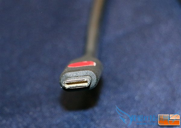 USB 3.1ˬ᣺廹800MB/s