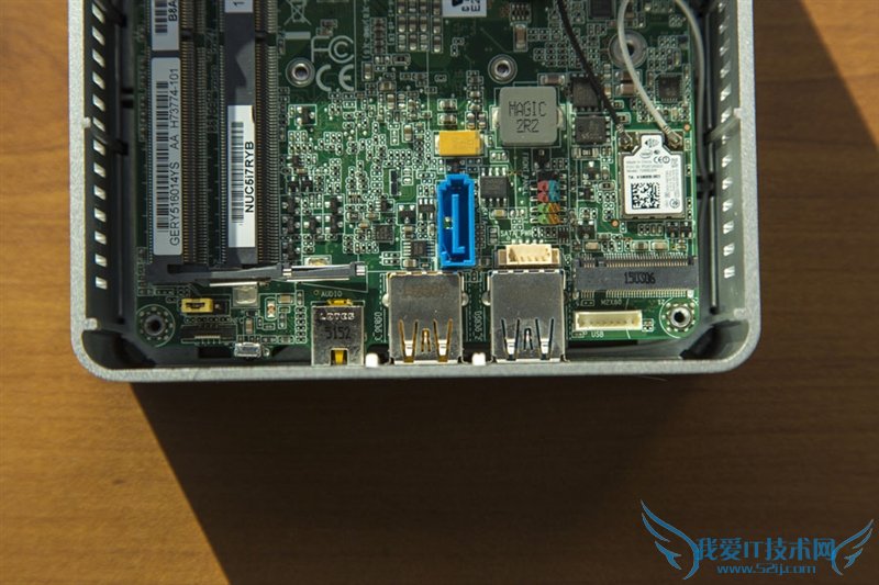 Intel最强迷你机拆解:值不值4000块?