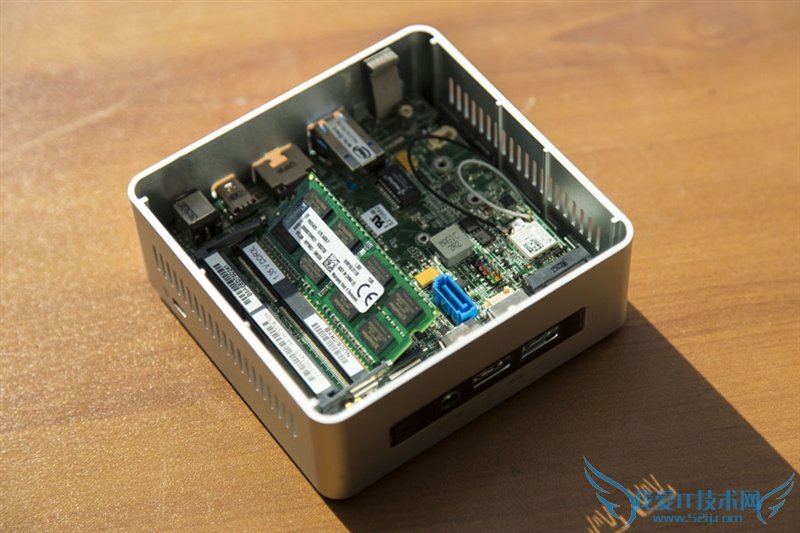 Intel最强迷你机拆解:值不值4000块?