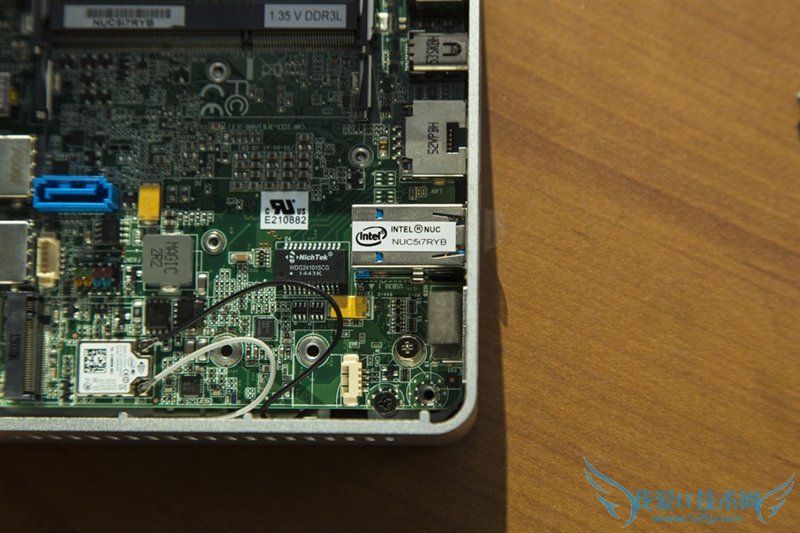 Intel最强迷你机拆解:值不值4000块?