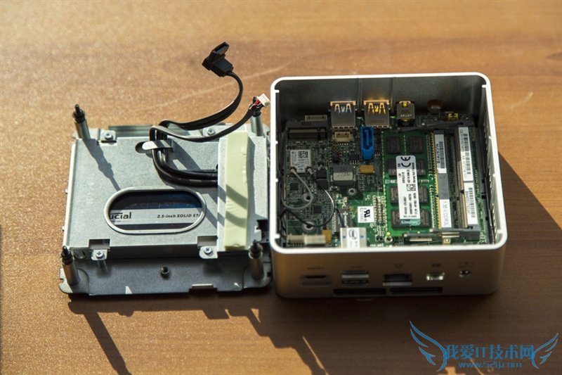 Intel最强迷你机拆解:值不值4000块?