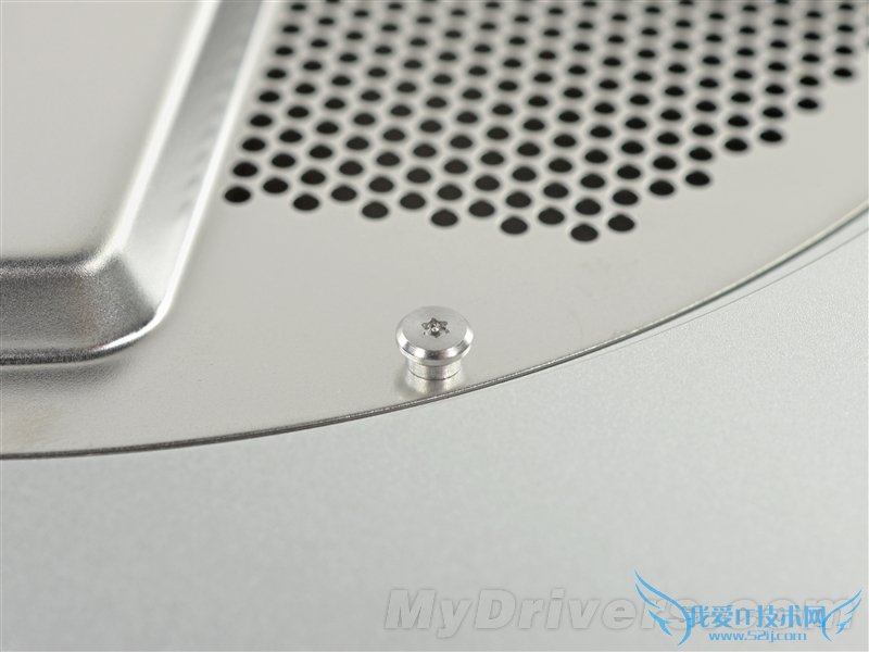 新版Mac mini详细拆解:苹果就不让你升级