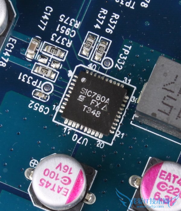 ӳ̩ڿר壺ܶ32HD7970