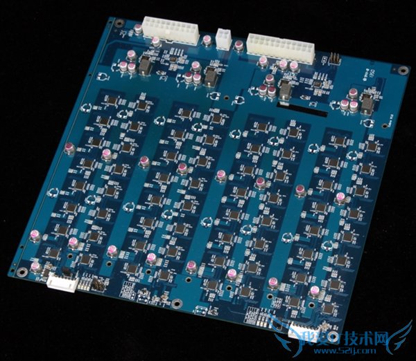 ӳ̩ڿר壺ܶ32HD7970