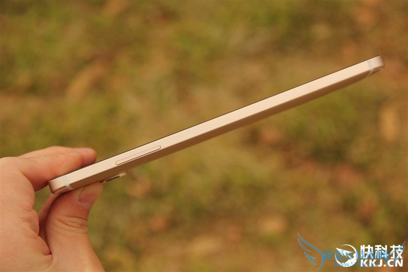 全球首款骁龙820手机 乐视乐Max Pro评测