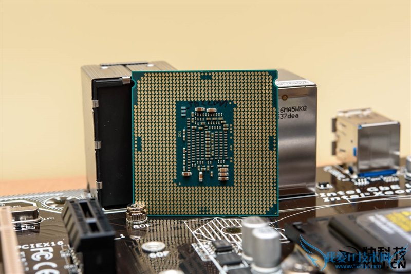 E3-1200 v5首发评测 性价比暴跌!