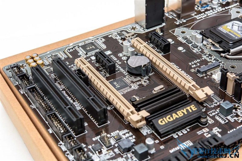 E3-1200 v5首发评测 性价比暴跌!