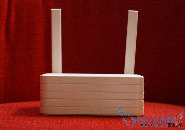 新小米路由器真机图赏:外观大变样