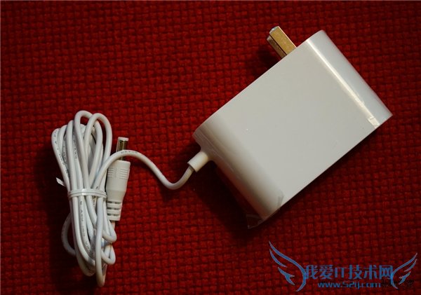 新小米路由器真机图赏:外观大变样