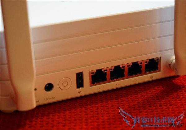 新小米路由器真机图赏:外观大变样