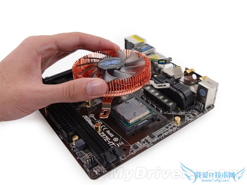 这才是PC游戏机 Valve Steam主机详尽拆解