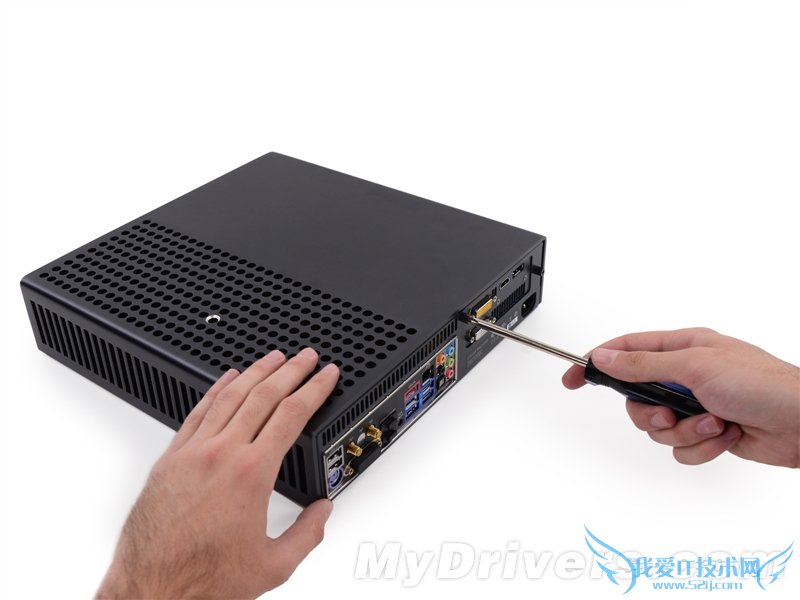 这才是PC游戏机 Valve Steam主机详尽拆解