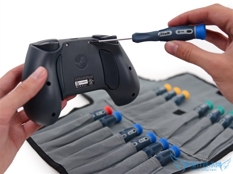 这才是PC游戏机 Valve Steam主机详尽拆解