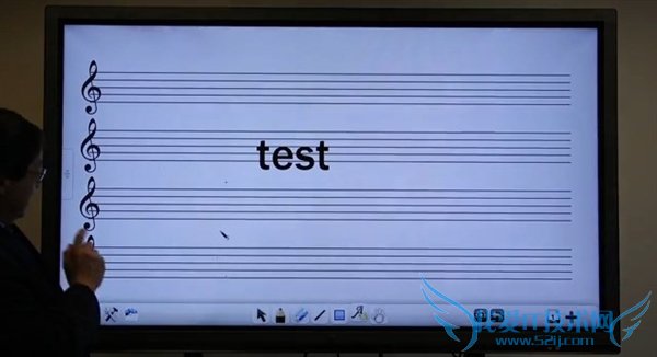 霸气Win8.1触屏PC:84英寸+4K屏幕