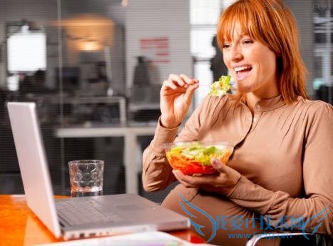 ְ���и������ô�� 52IJĸӤ����