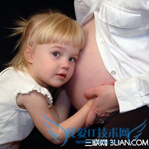 怀孕8个月胎动频繁正常吗 52IJ母婴教育