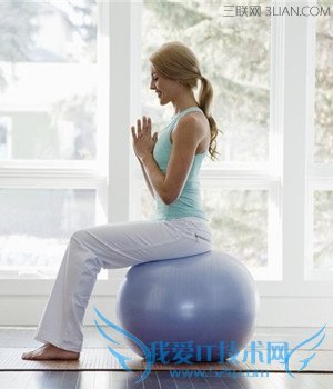利用分娩球运动的好处 52IJ母婴教育
