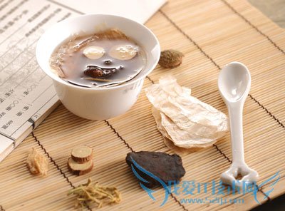 ҩڼԳ           52IJĸӤ