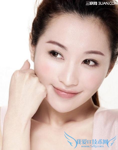 秋冬季预防嘴唇干裂的方法 52IJ