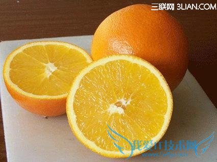 快速剥脐橙皮的方法 52IJ