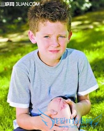 皮肤擦伤消毒用什么 52IJ