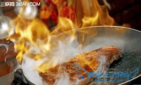 家中炒菜四大致癌隐患要避开 52IJ