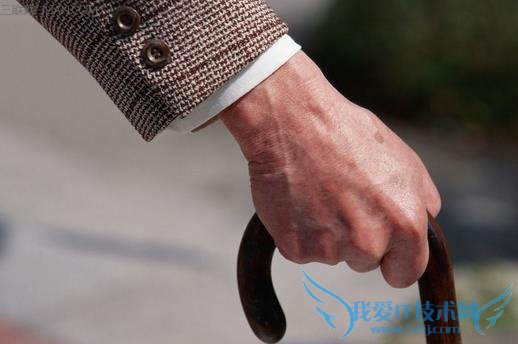 怎样为老人选择合适的拐杖 52IJ