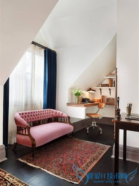 艺术画廊间诗人故居